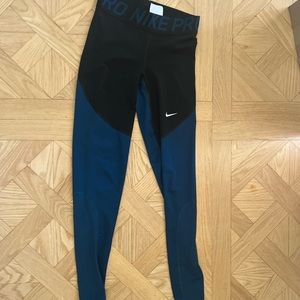 Nike pro leggings size small. Good condition worn a few times.